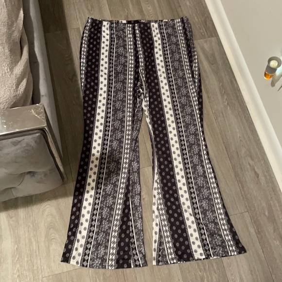 SHEIN Pants - Wide leg flare pants